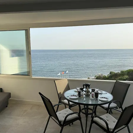 The Seafront Loft Apartment *