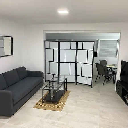 The Seafront Loft Apartment Marbella